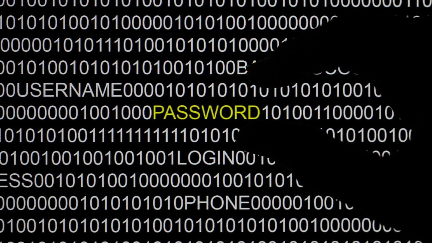 Protocolo Rojo: Qué Hacer Si Hackean tu Cuenta Bancaria o Exchange de Criptomonedas
